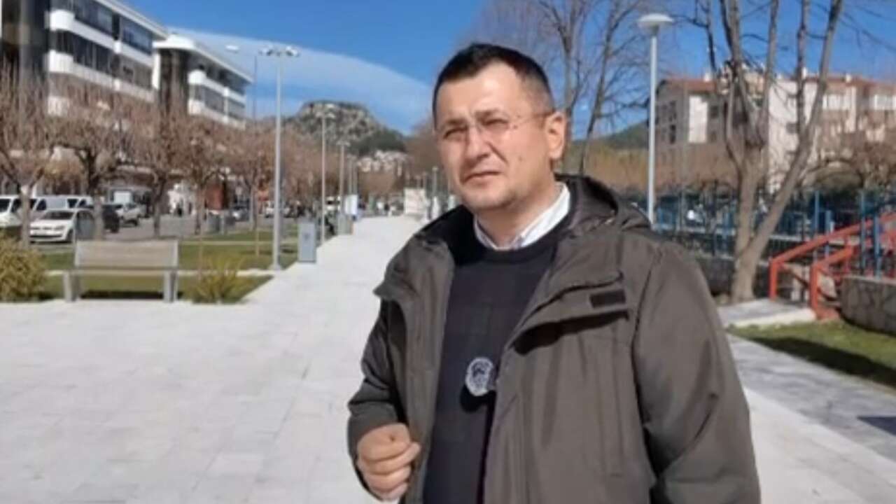 ​AK Parti Menteşe İlçe Başkanı Algan’dan Sert Eleştiri: "Menteşe’de Ağaç Katliamı Yapılırken Akbelen’i Bahane Ediyorlar"