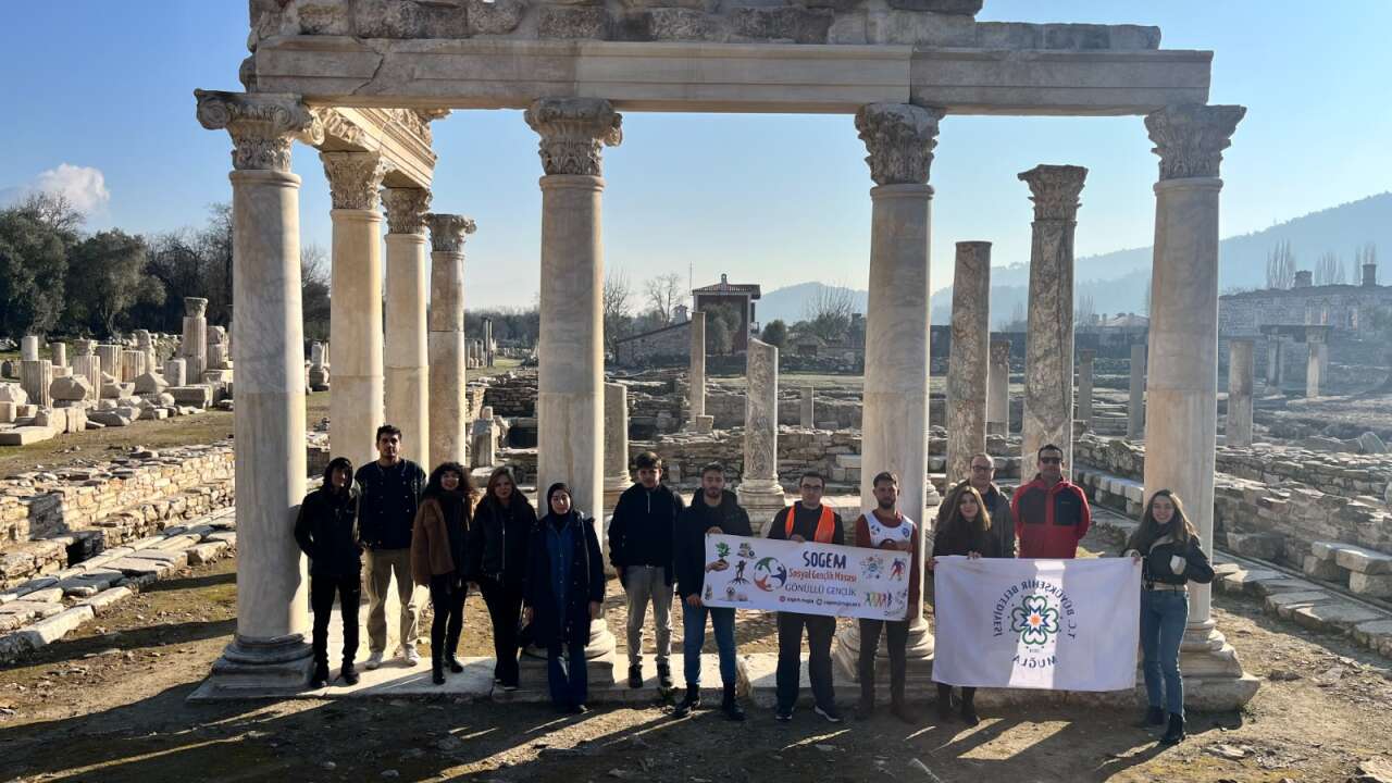 Muğla’da Gençler Antik Kentlerle Buluşuyor: Stratonikeia’den Knidos’a Kültür Yolculuğu