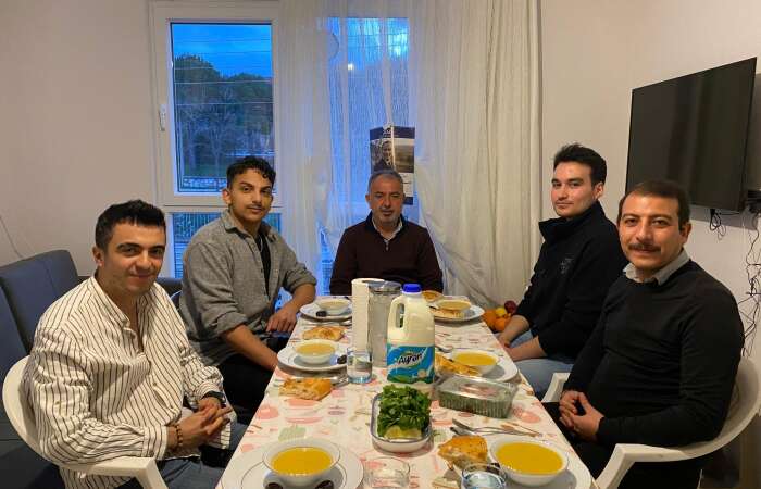 CHP’li Cumhur Uzun, İftarda Gençlerle Bir Araya Geldi