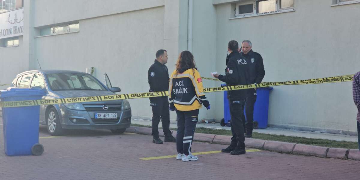 Şüpheli Ölüm: Kendi Aracında Ölü Olarak Bulundu