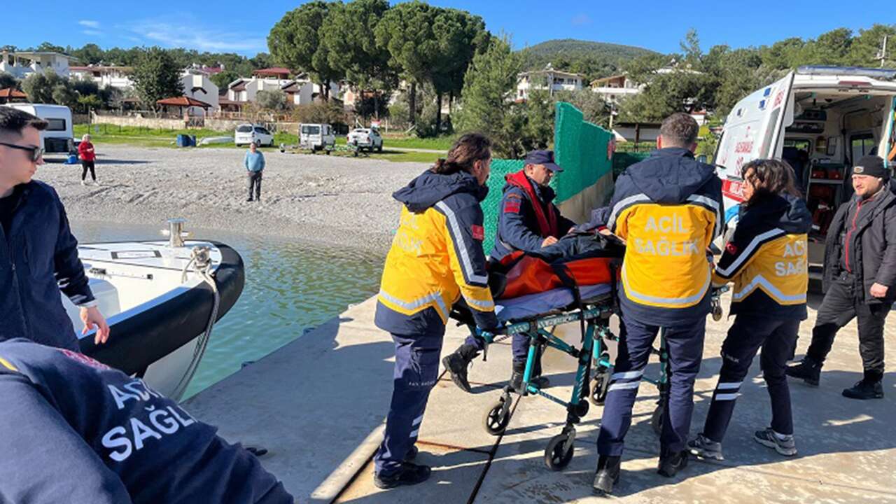 Muğla’da Balıkçı Teknesinde Fenalaşan Vatandaşa Hızlı Müdahale