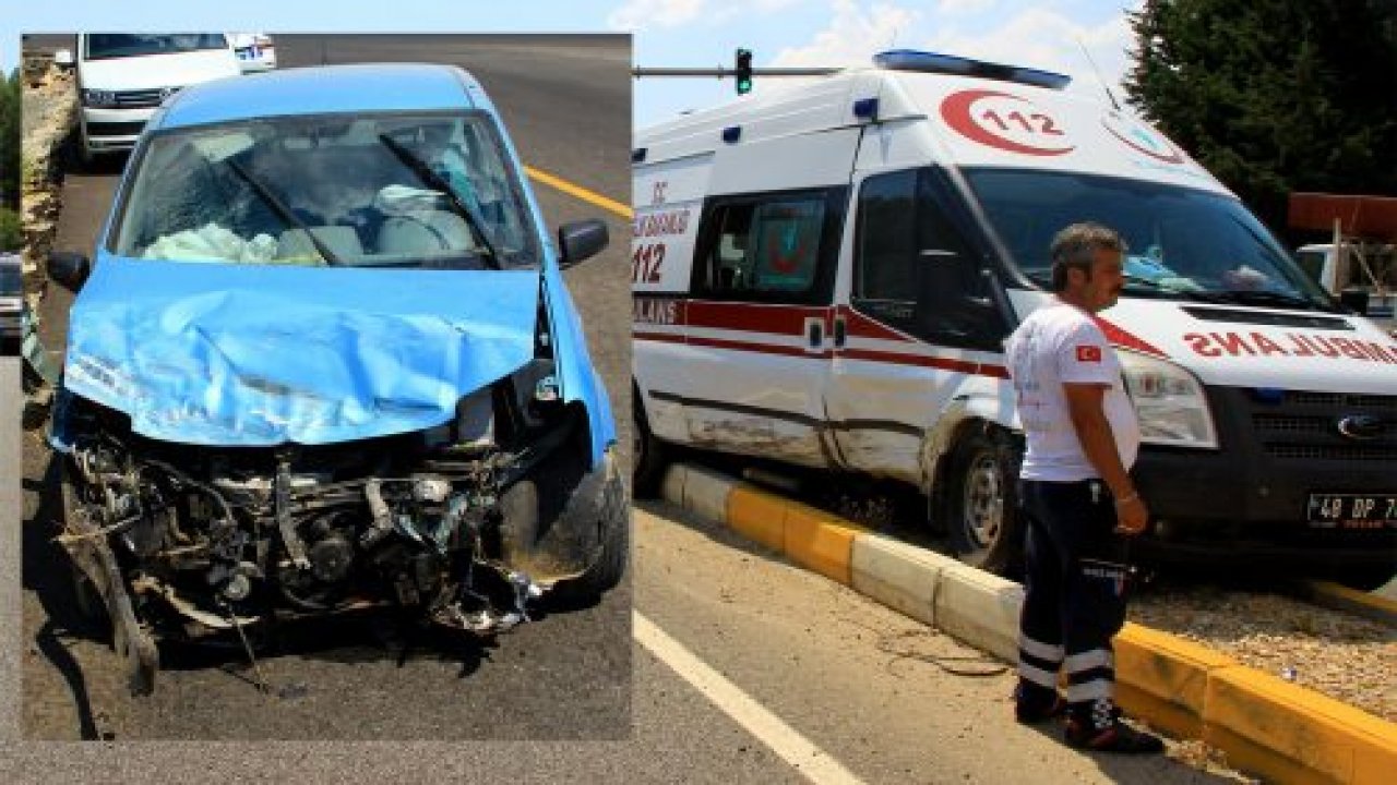 Hasta taşıyan ambulans kaza yaptı