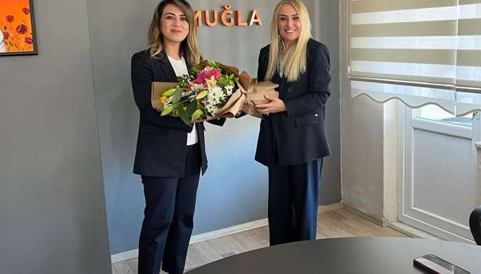 KADEM Muğla’da Görev Değişimi: Dr. Eriş Başaran Akça Görevini Erizan Yılmaz’a Devretti