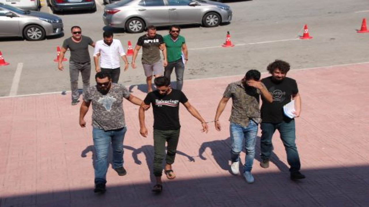 Barlar Sokağına uyuşturucu baskını