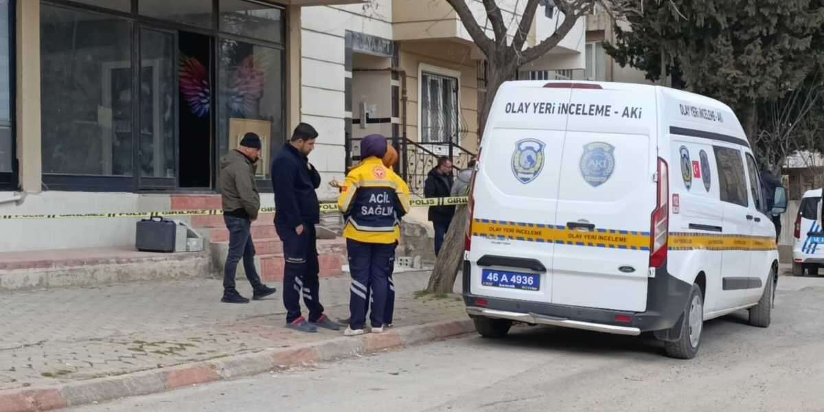 Elektrikçi Dükkanında Bir Kişi Silahla Vurulmuş Halde Ölü Bulundu