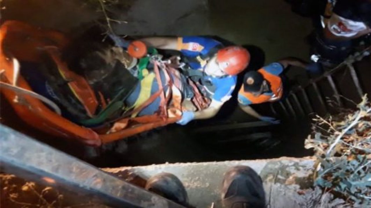 At binicisini kuyuya attı