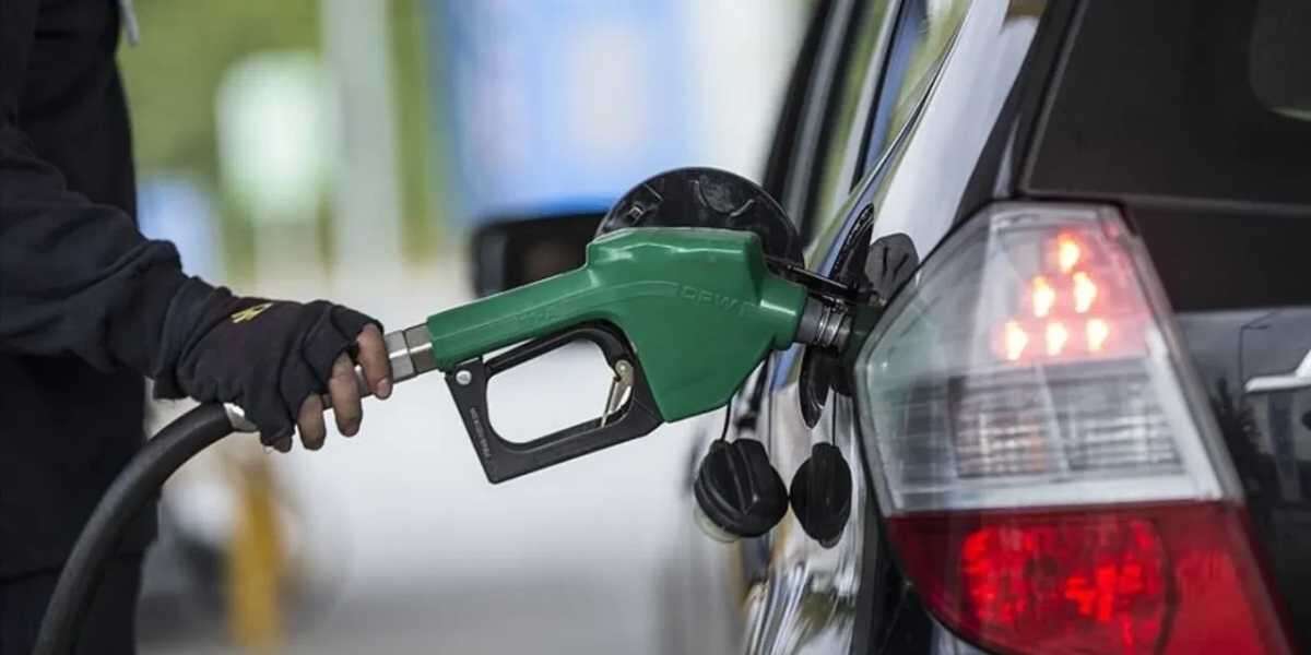 Akaryakıta 'Cuma' Zammı: Bu Gece Yarısından İtibaren Geçerli Olacak