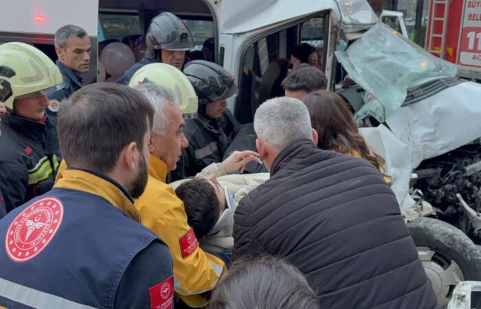 Bulvarda Zincirleme Kaza: 7 Yaralı