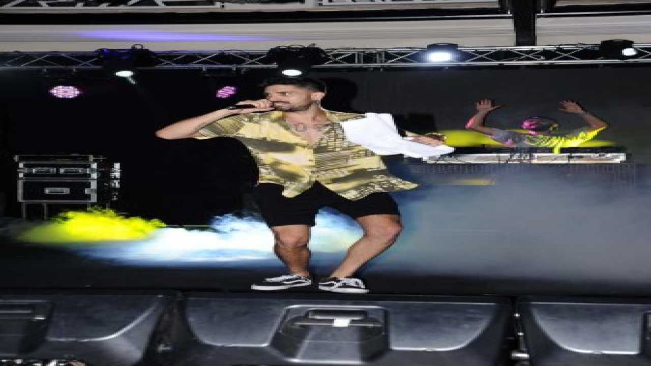 İdo Tatlıses'den kanguru dansı