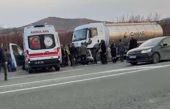 Kontrolden Çıkan Kamyon Ortalığı Savaş Alanına Çevirdi: 1 Ölü, 1 Yaralı