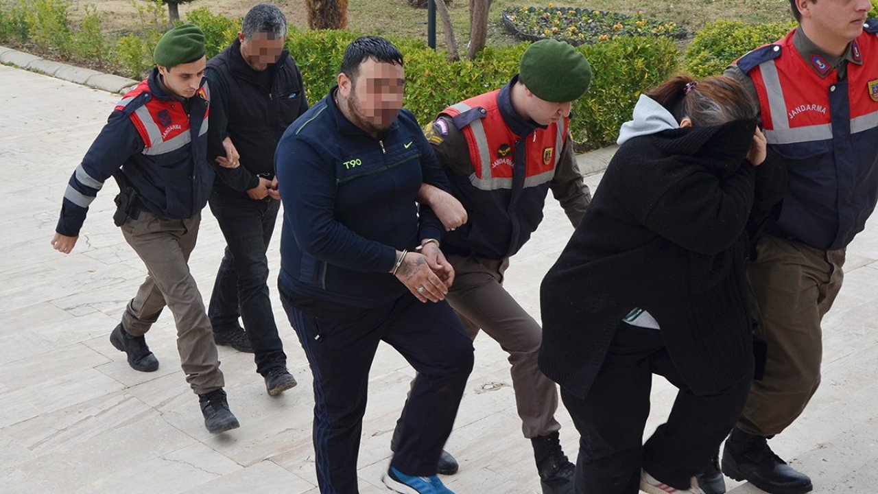 Evliyken başkasıyla evlendi