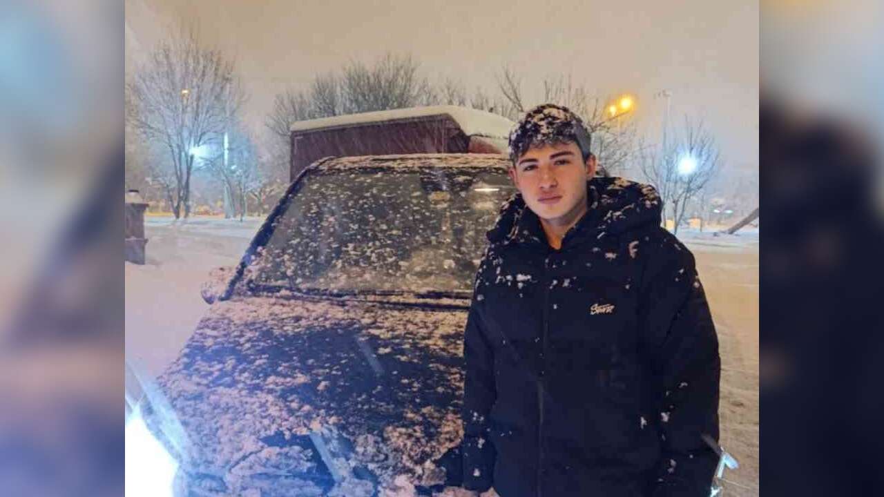 16 Yaşındaki Çocuk Çakmak Gazı Çekti Hayatını Kaybetti