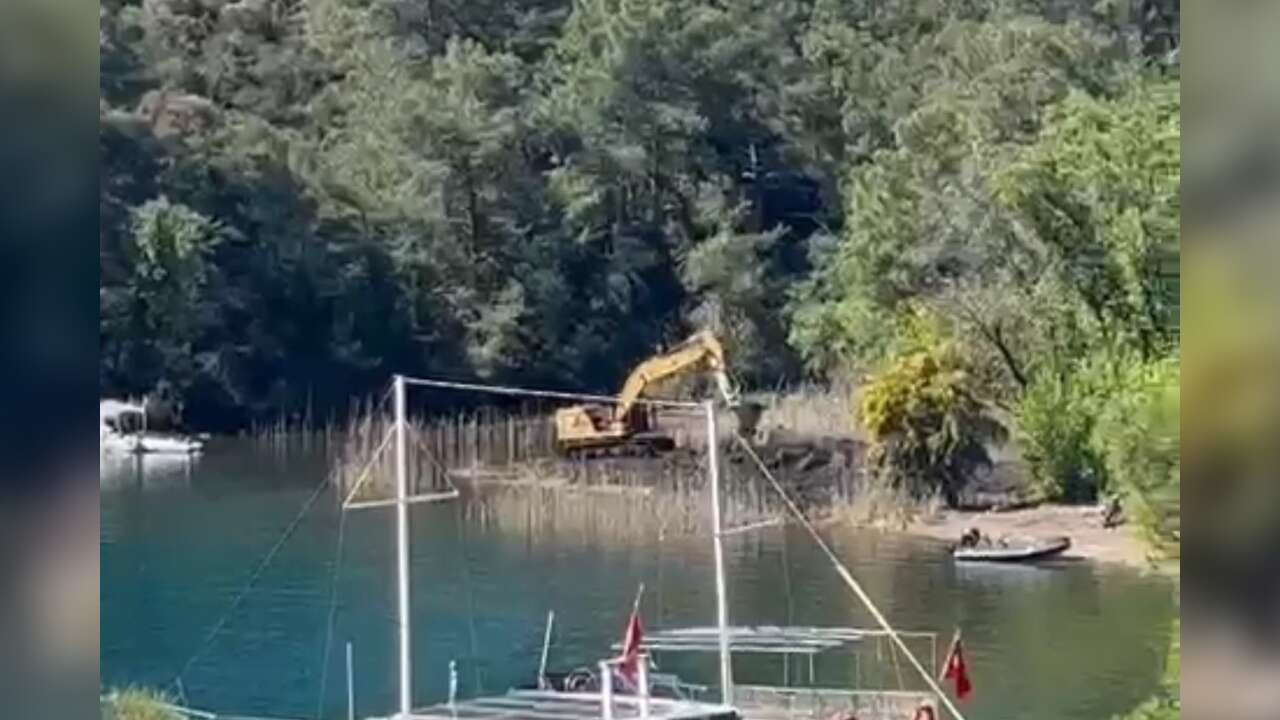 Muğla Büyükşehir Belediye Başkanı Ahmet Aras'tan Göcek Osmanağa Koyu'ndaki İnşaata Tepki