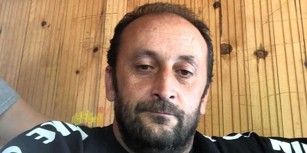 Öğretmen Köy Yolundaki Aracının İçinde Ölü Bulundu