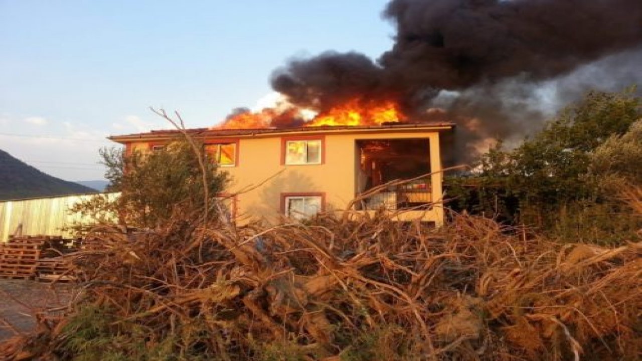 Köyceğiz’de ev yangını