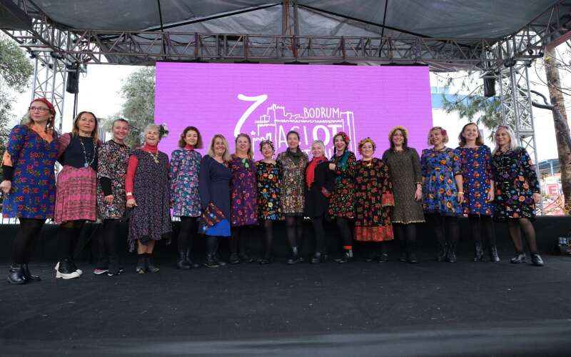 Bodrum’da Yağışa Rağmen İzdiham, Acı Ot Festivali’ne Ziyaretçi Akını