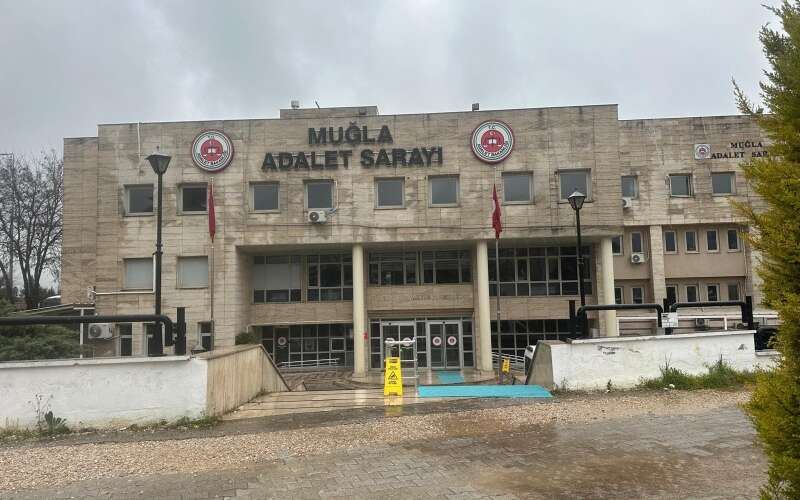 Sakar Altı-Sakar Üstü Operasyonunda 5'ınci Dalga, Gözaltına Alınan Şüphelinin Evinde Silahlar Ele Geçirildi.