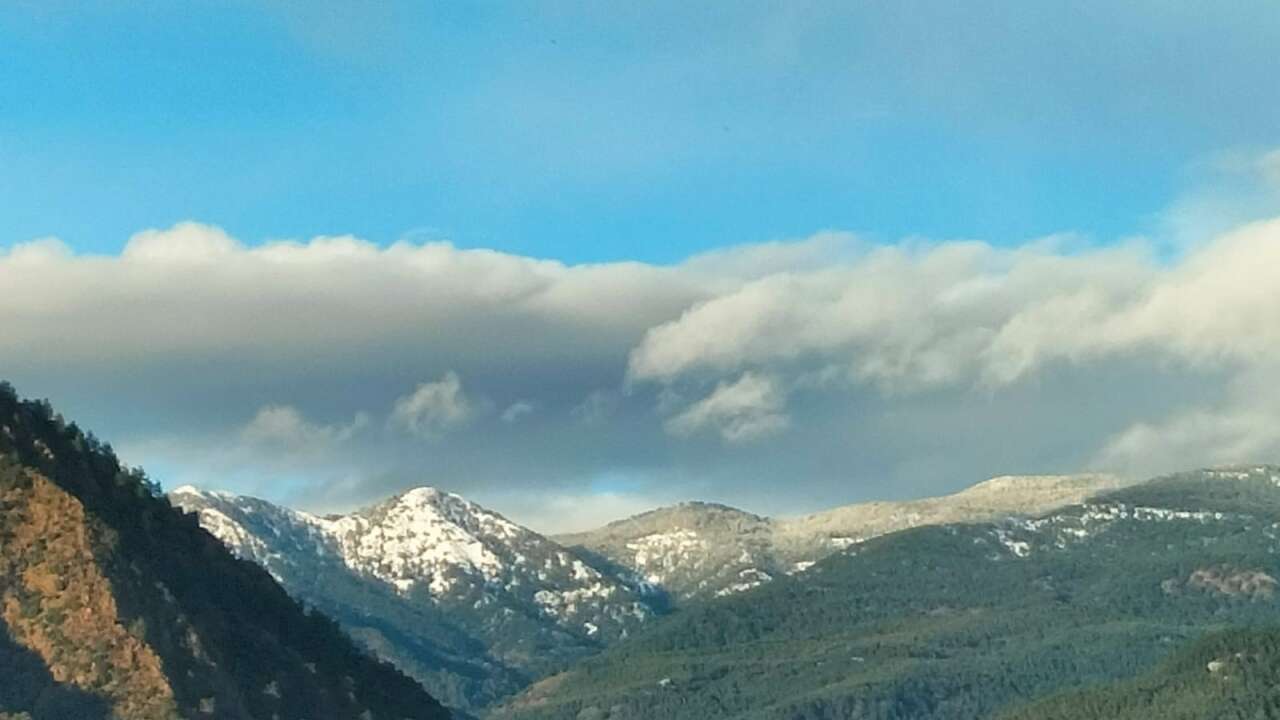 Mart Sonunda Sandras Dağı Beyaza Büründü