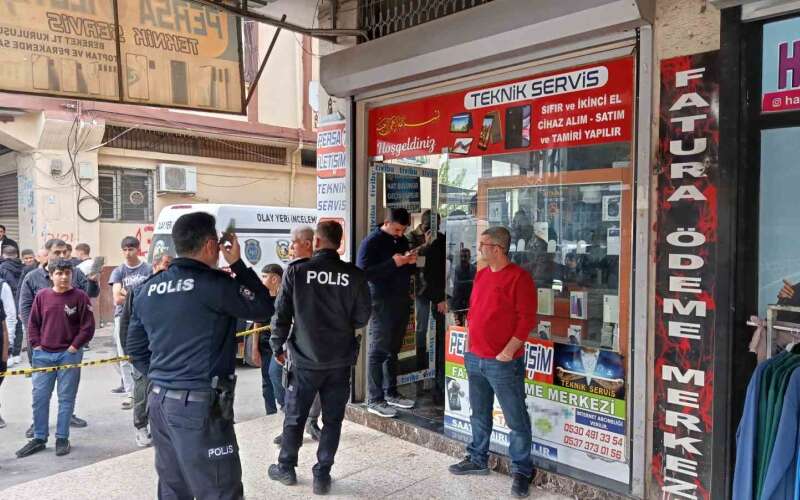 Motosikletle Gelip, İş Yeri Sahibini Başından Vurup Öld*rdü