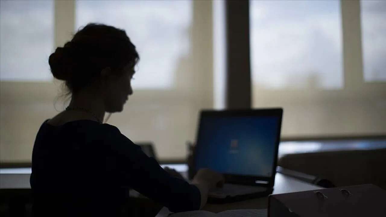 18-25 Yaş Arası Gençlere Devletten Maaş Desteği: Başvuru Şartları Belli Oldu