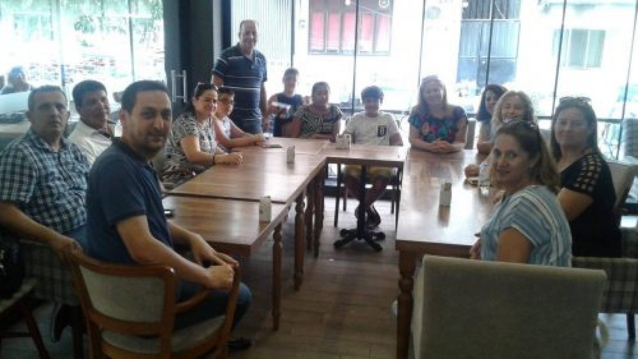 32 yıl sonra hasret giderdiler