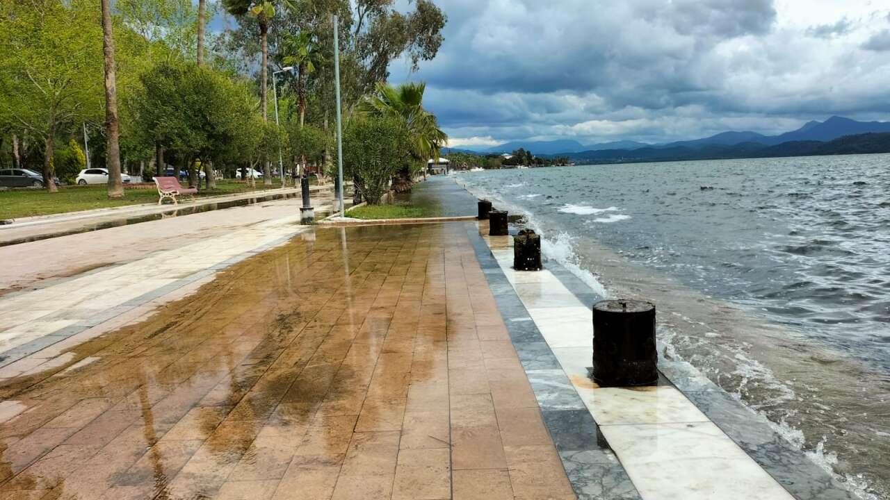 “Sakin Şehir” Köyceğiz Bu Kez Fazla Sakin: Eski Günlerini Arattı