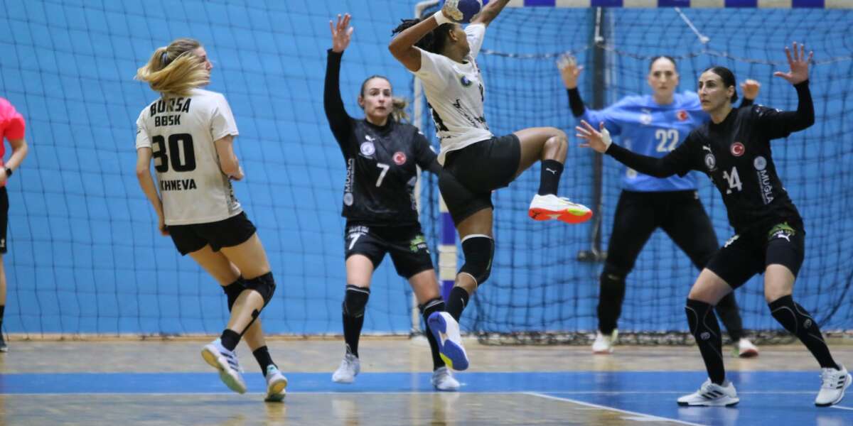 Denizin Kızları Bodrum'da Geçit Vermedi: Nefes Kesen Mücadelede Zafer Yalıkavakspor'un