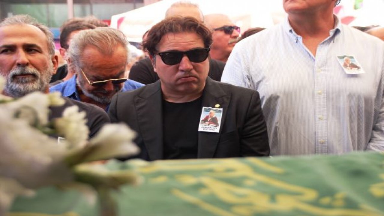 Fazıl Say’ı dostları yalnız bırakmadı