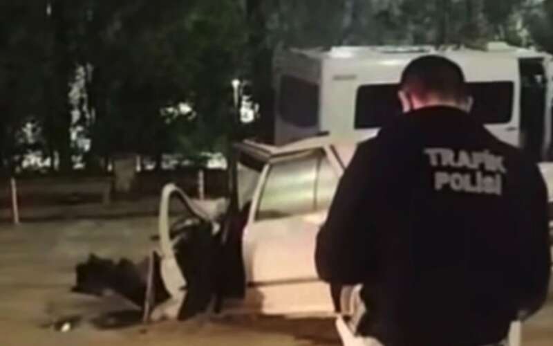 İşçi Servisi İle Otomobil Çarpıştı, 1’i Ağır 7 Kişi Yaralandı