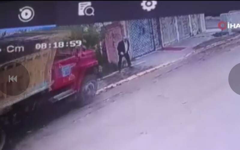 Freni Boşalan Kamyon Yaşlı Adamı Ezdi