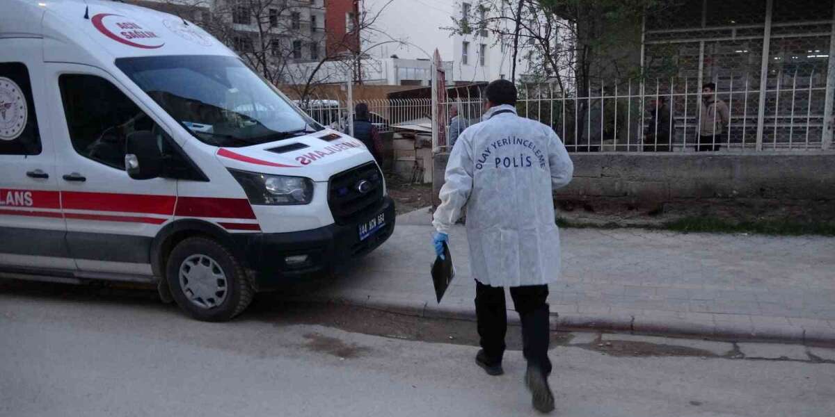 49 Yaşındaki Şahıs Ailesiyle Kahvaltı Yaptıktan Sonra Ölü Bulundu