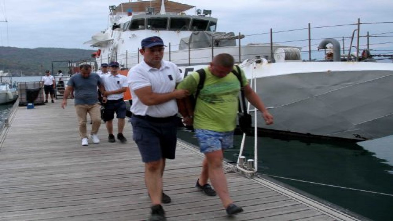 Seydikemer’de 29 kaçak ile 7 organizatör yakalandı