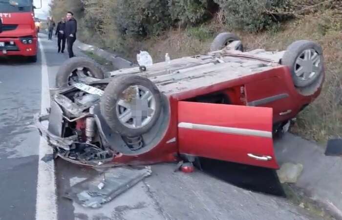 Orman İşletme Ekibini Taşıyan Araç Kaza Yaptı: 3 Kişi Hastaneye Kaldırıldı