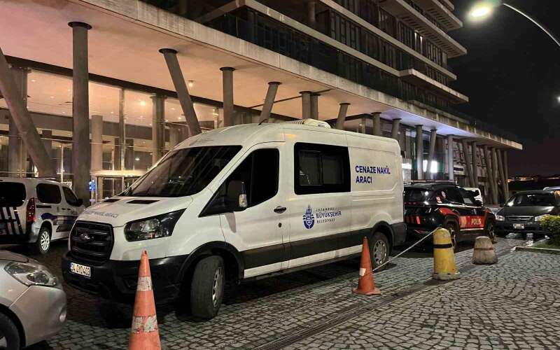 Barışma Bahanesiyle Geldi: Kızını Ö*dürüp Eski Eşini Ağır Yaraladı