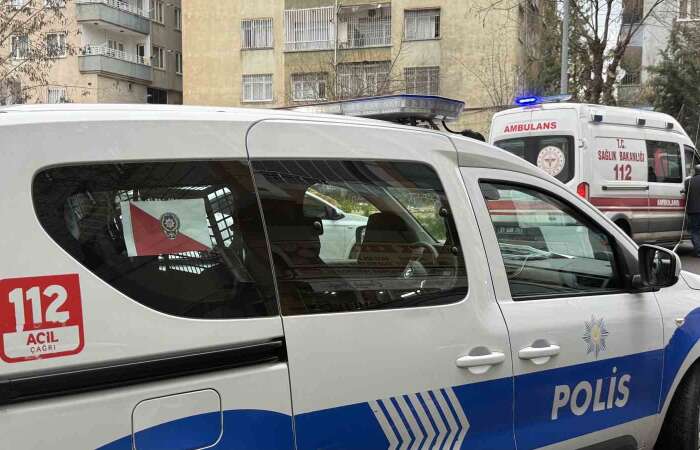 Emekli Polis Recep Taş Evinde Ölü Bulundu