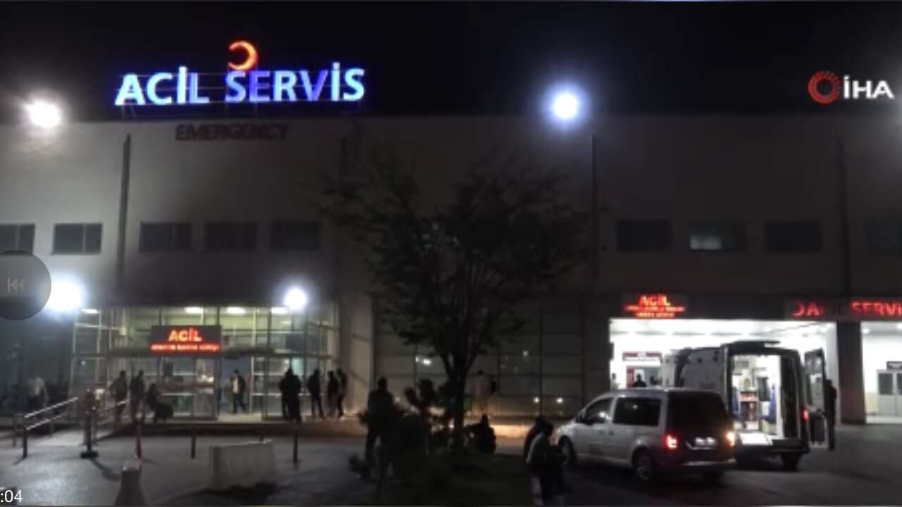 İşçi Servisi Şarampole Devrildi: 2 Ölü 10 Yaralı