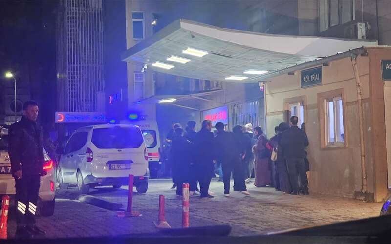 Evine Giderken Önünü Kestiler 20 Yaşındaki Genç Sokakta  Öld*rüldü