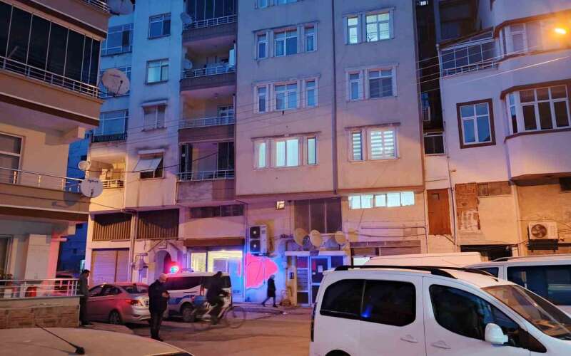 Ailesi Haber Alamayınca 62 Yaşındaki Adam Banyoda Öl* Bulundu