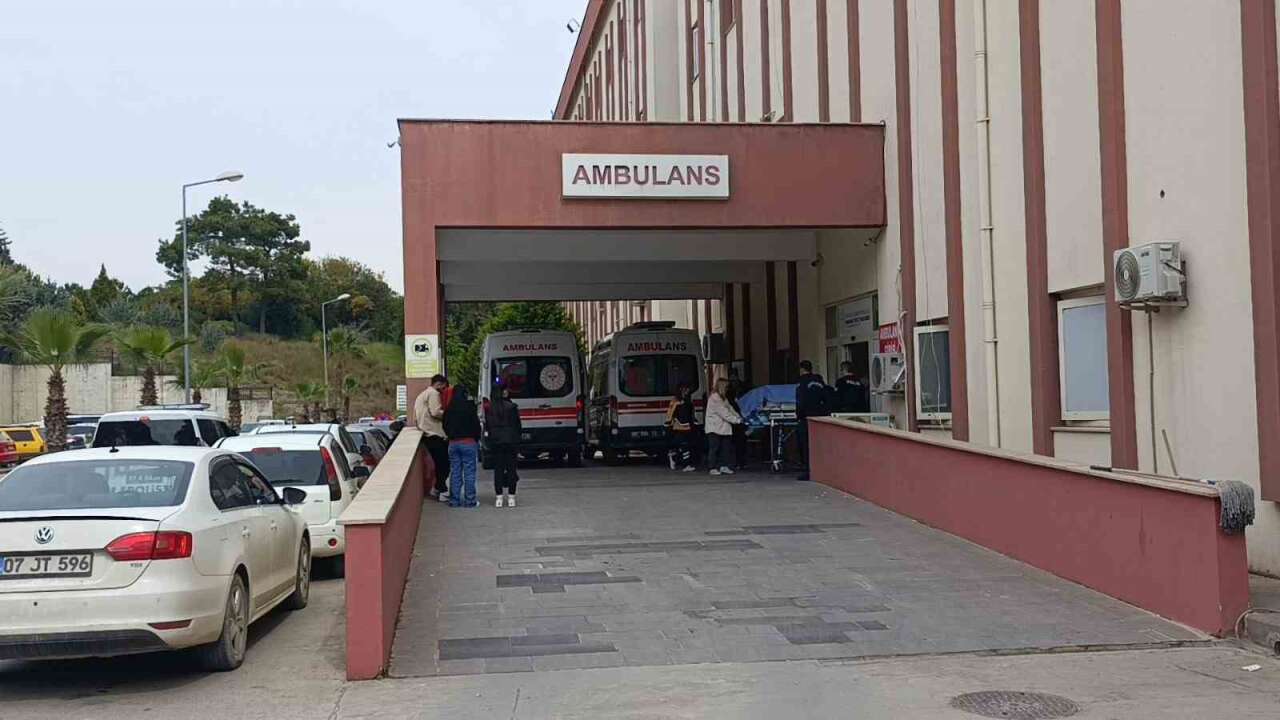 Tarlada Görevlileri Beklerken Kalp Krizi Geçrdi: Hayatını Kaybetti