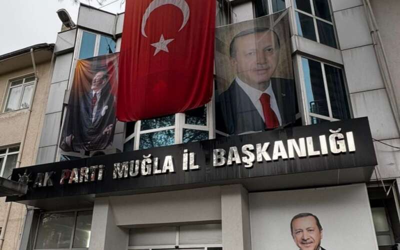 AK Parti Muğla’dan Okul Saldırılarına İlişkin Açıklama: “Süreç Titizlikle Takip Ediliyor”