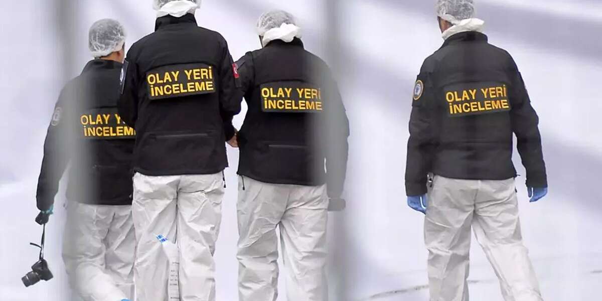 Tamir Etmek İstediği Servis Aracının Altında Kalan Şoför Hayatını Kaybetti