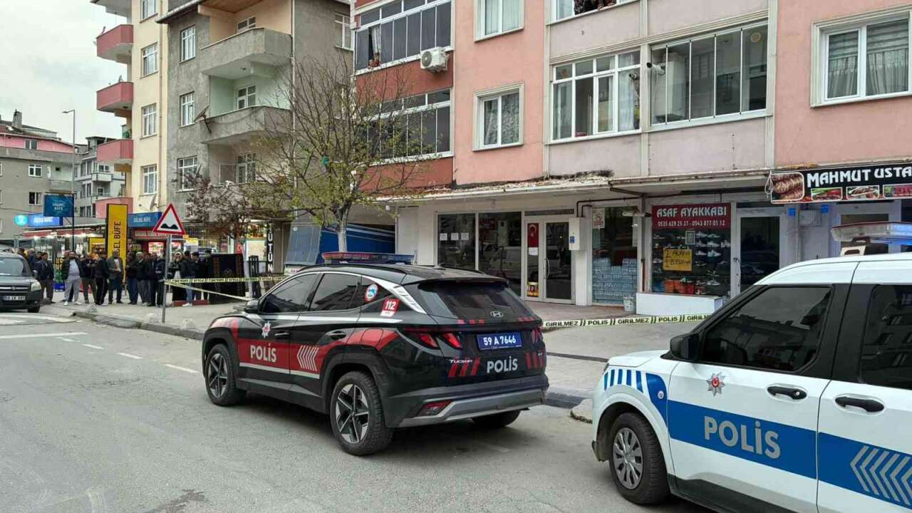 Tartışma Kanlı Bitti: Balkondan Pompalı Tüfekle Husumetlisini Vurdu