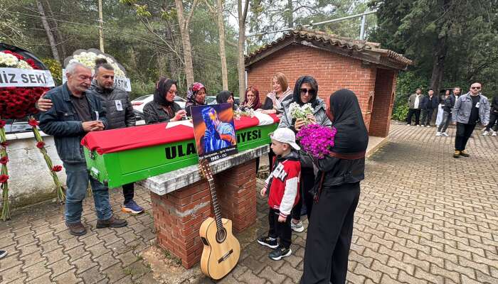 Son Yolculuğuna Uğurlamak İçin Türkiye'nin Dört Bir Yanından Geldiler