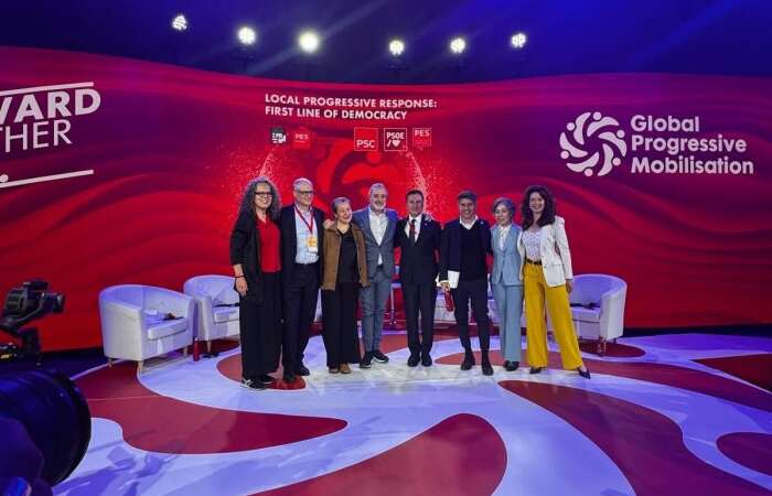 Ahmet Aras Barselona’da Küresel Toplantıya Katıldı