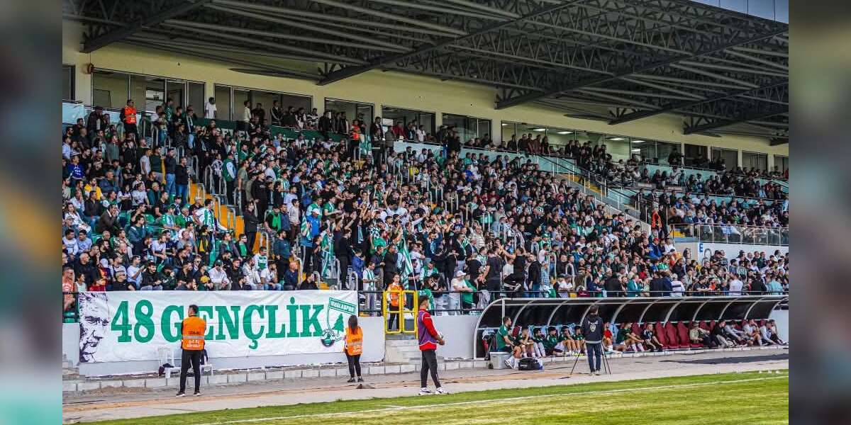 Muğlaspor 48 Gençlik Taraftarlar Derneği’nden Hakem Tepkisi