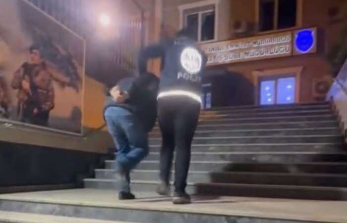 Polis Yeleği Giyip Yayın Açtı, Ekipler Harekete Geçti