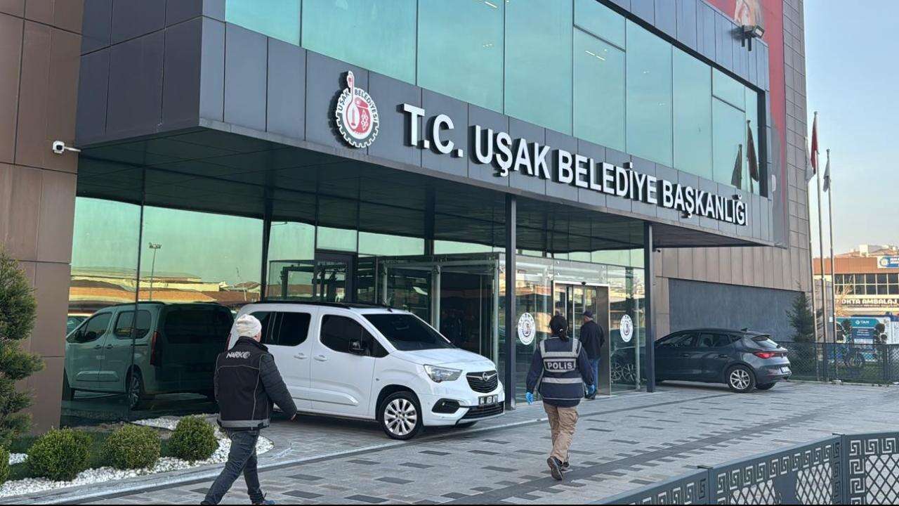 Belediyeye İkinci Dalga Operasyon:25 Kişi Gözaltında