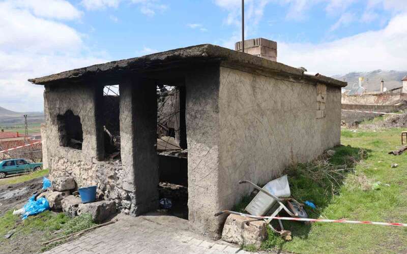 Köy Fırınının Tavanı Çöktü: 61 Yaşındaki Kadın Enkaz Altında Kaldı