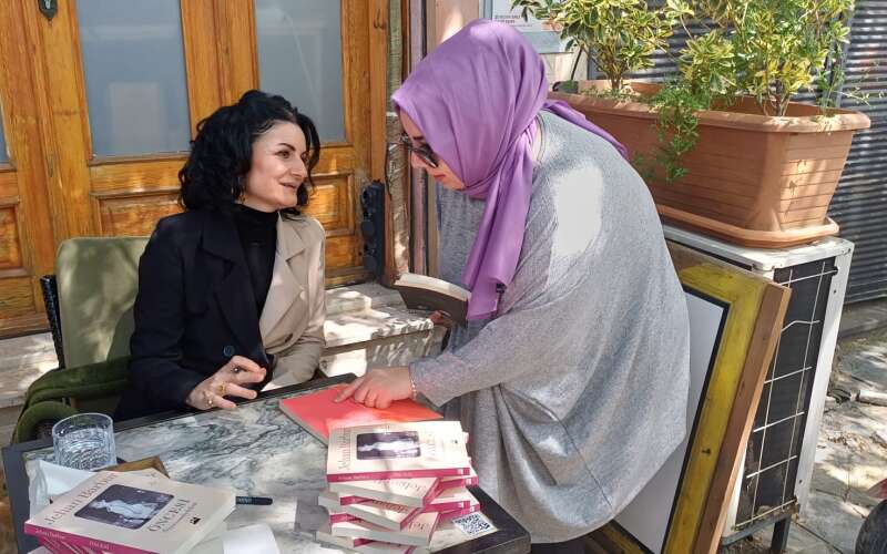 “Öncesi” Okurla Buluştu: Jehan Barbur’dan Samimi Söyleşi