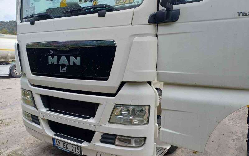 Akaryakıt İstasyonunda Şüpheli Öl*m:  Sürücü Hareketsiz Bulundu